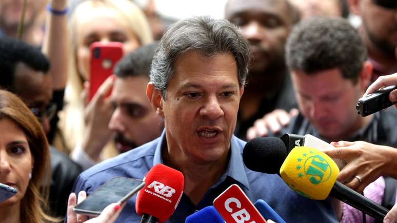 Haddad explorou ausência de Bolsonaro nos debates durante a campanha do segundo turno