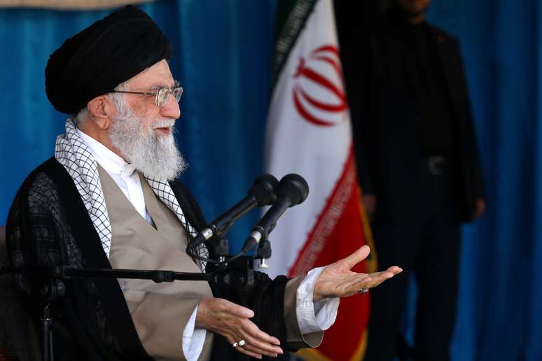 Líder supremo do Irã, aitaolá Khamenei 04/10/2018 Khamenei.ir/Divulgação via Reuters