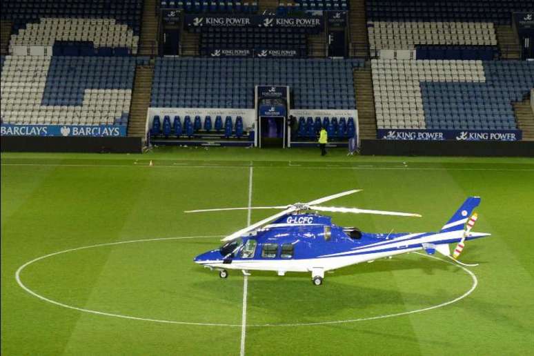 Helicóptero do dono do Leicester, que caiu no último sábado (Foto: Reprodução / Twitter)
