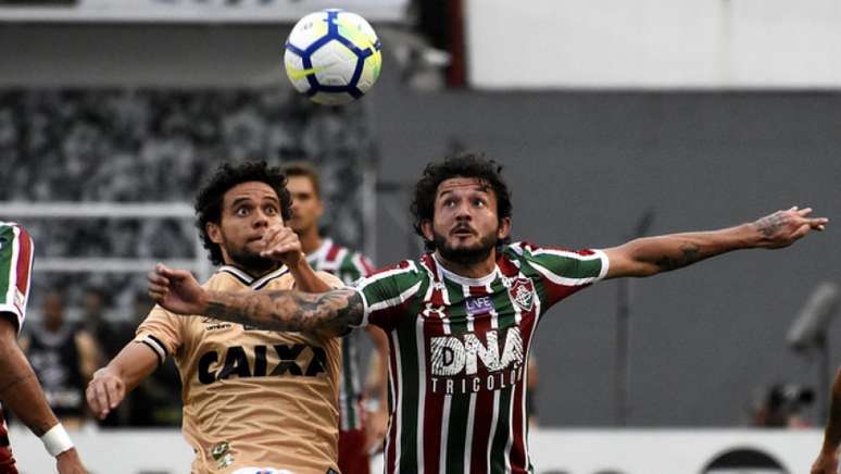 Fernando Neto atuou pelo Fluminense contra o Santos (Foto: Lucas Merçon/Fluminense FC)