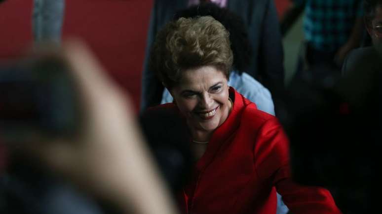 Bolsonaro experimentaria condição semelhante à de Dilma em 2010, dizem analistas