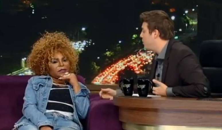 A cantora Elza Soares no 'Programa do Porchat'.