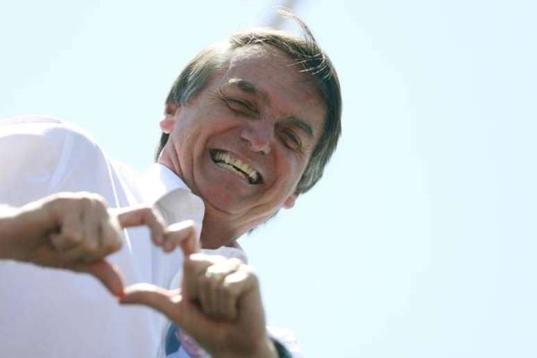 Jair Bolsonaro durante ato de campanha em Brasília