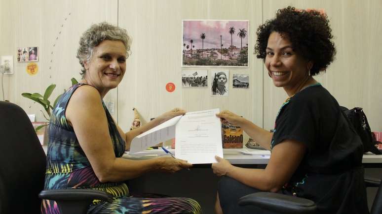 Cida Falabella e &Aacute;urea Carolina (dir.) decidiram formar o Gabinetona para exercer em conjunto seus mandatos de vereadoras em Belo Horizonte