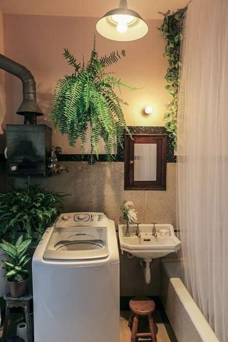 42. Apartamento pequeno decorado com lavanderia no banheiro. Projeto de Casa Aberta