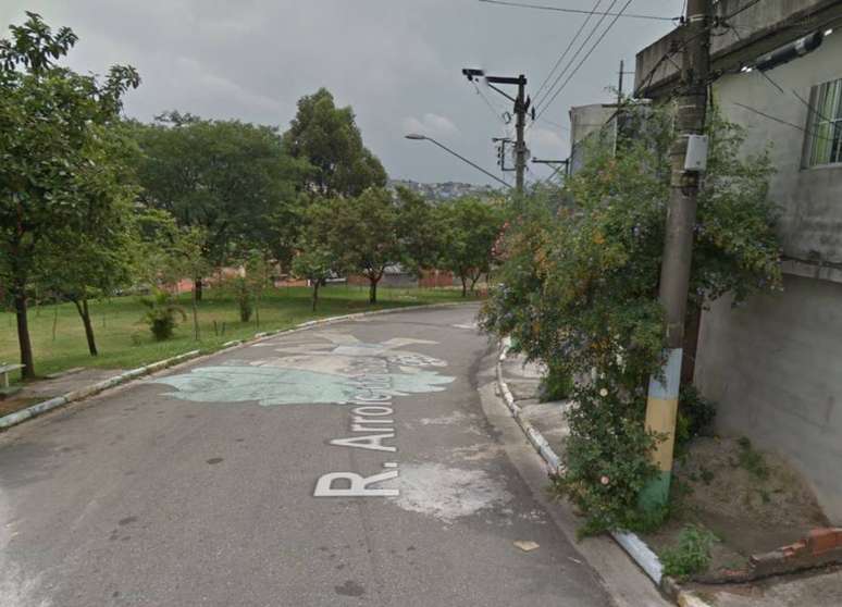 Rua Arroio da Seca, na zona norte de São Paulo, onde adolescente foi morto durante abordagem policial