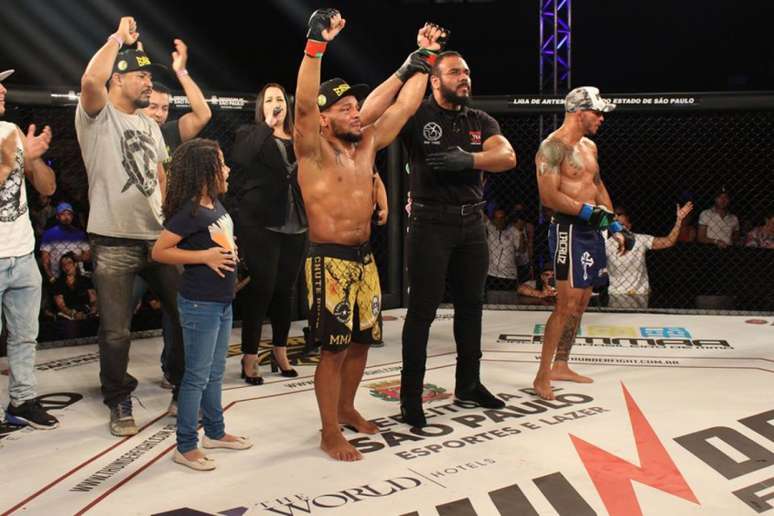 Marcos Babuíno venceu a luta principal do Thunder Fight 17 (Reprodução/Thunder Fight)