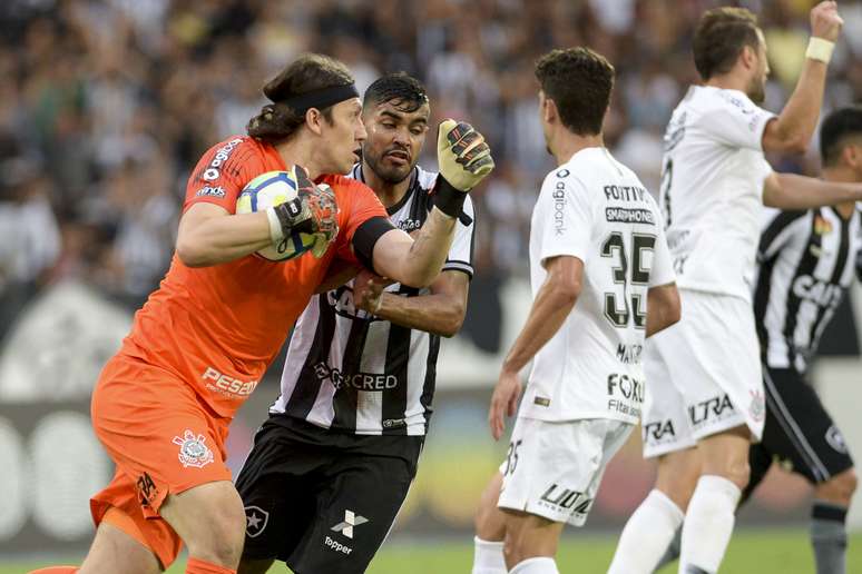 Goleiro Cassio durante Botafogo x Corinthians