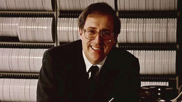 O nome de Dertouzos n&atilde;o &eacute; muito conhecido, apesar da sua influ&ecirc;ncia no mundo tecnol&oacute;gico