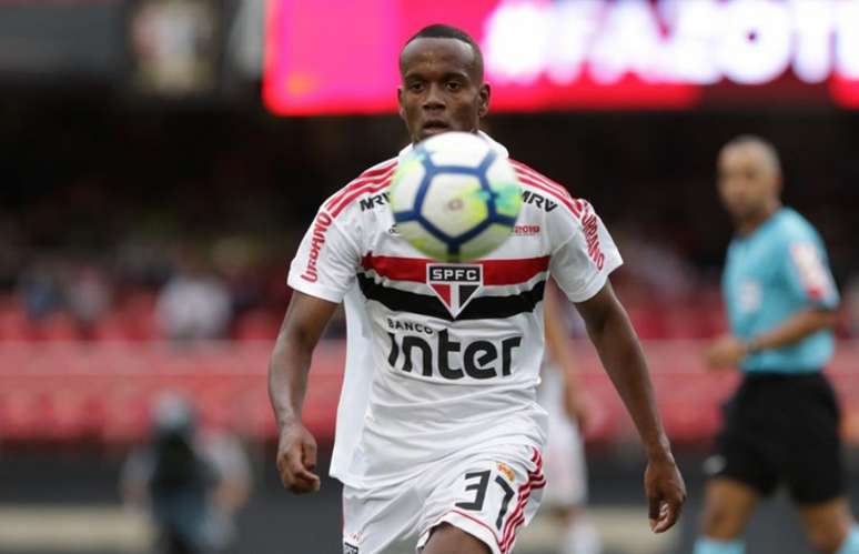 Helinho fez sua estreia como profissional no último fim de semana e marcou o segundo gol do São Paulo na partida (Rubens Chiri/saopaulofc.net)