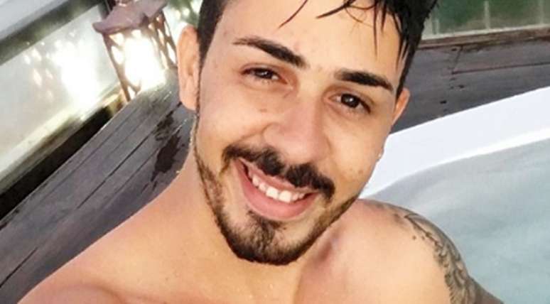 Carlinhos Maia sensualiza no Instagram: a cara da riqueza construída nas redes sociais