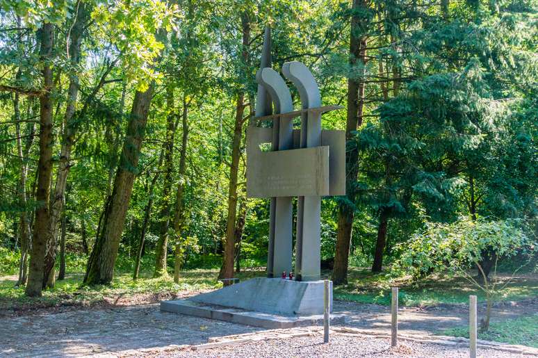 Monumento no campo de concentração de Stutthof, na Polônia