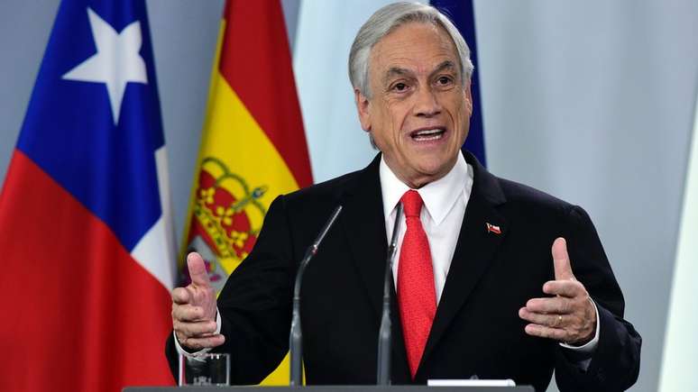 Sebastián Piñera presidente do Chile, foi um dos primeiros a parabenizar Bolsonaro e convidou-o a visitar seu país
