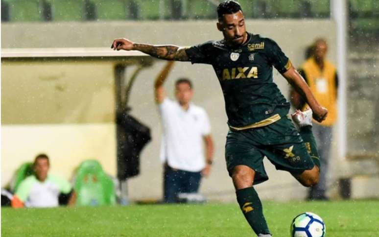 Robinho busca vaga de titular e o seu primeiro gol pelo Coelho- Mourão Panda/América-MG