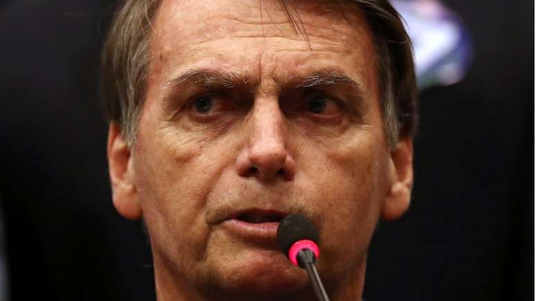 Bolsonaro: 'N&atilde;o estou preocupado com a cor, sexo ou sexualidade da minha equipe, mas com a miss&atilde;o de fazer o Brasil crescer'