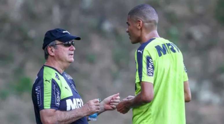 Velhos conhecidos e campeões juntos, Leonardo Silva e Levir Culpi têm longa história no Atlético-MG (Foto: Bruno Cantini/CAM)