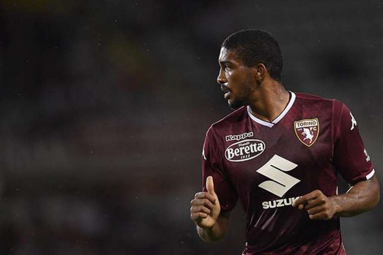 Bremer em campo pelo Torino (Foto: Divulgação)