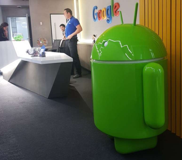 O Android, representado pelo robôzinho verde, é o sistema operacional desenvolvido do Google