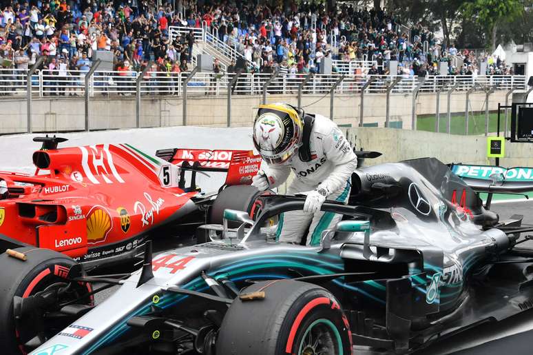 Em dia de “chove, não chove”, Hamilton conquista a pole para o GP do Brasil