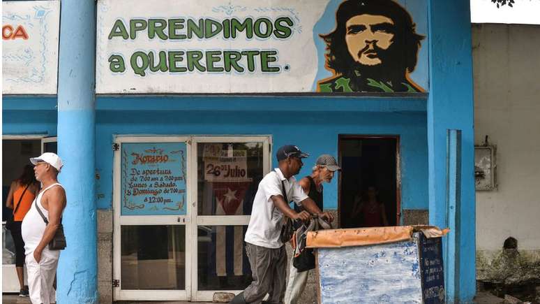 Guevara convidou Lobo a comandar a estatal de a&ccedil;&uacute;car do novo governo em troca de seu imp&eacute;rio