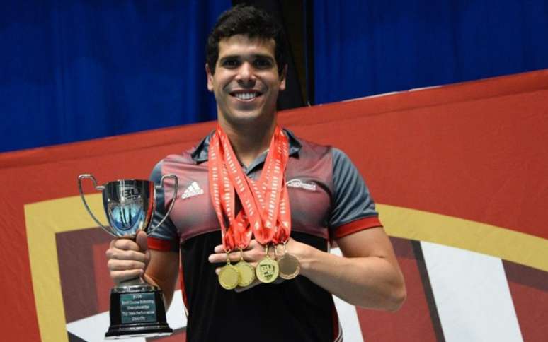 Phelipe Rodrigues faturou cinco medalhas no Campeonato Universitário Britânico (Foto: Stephen SportsPhoto)