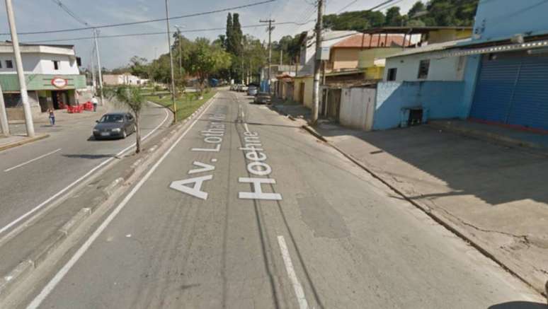 A igreja fica na Avenida Lothar Waldemar Hoenne, no Jardim Rodeio, em Mogi das Cruzes (SP)