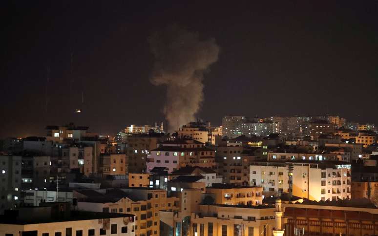 Fumaça após ataque israelense em Gaza
12/11/2018
REUTERS/Suhaib Salem 