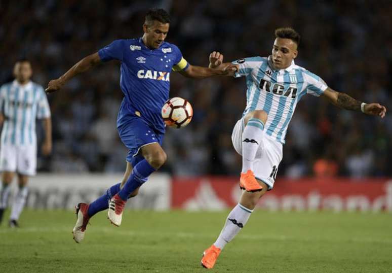 O capitão celeste afirmou que se vieram para o Cruzeiro, esses jogadores tem qualidade- (Foto: Juan Mabromata / AFP)