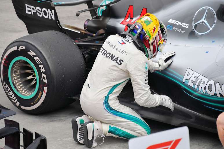 Por problema de motor, Hamilton quase abandonou o GP do Brasil