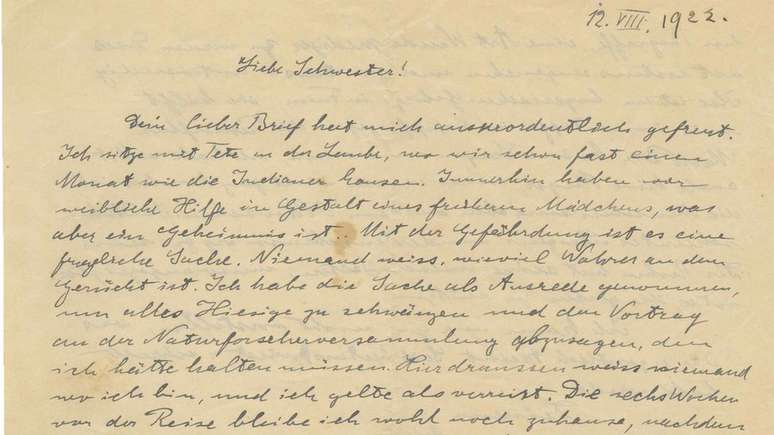 Carta manuscrita de Einstein, de 1922, em que fala sobre o antisemitismo e de sua saída de Berlim