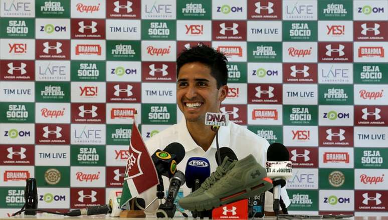 Julião, durante coletiva no CTPA (Foto: LUCAS MERÇON / FLUMINENSE F.C.)