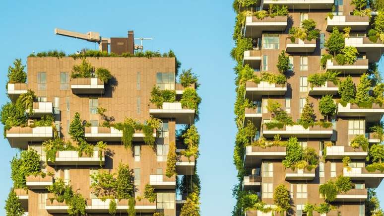 O Bosco Verticale é um modelo de edifício residencial sustentável em Milão, na Itália