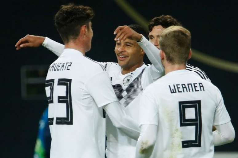 Gnabry fez um gol e deu uma assistência pela Alemanha (Foto: Odd Andersen / AFP)