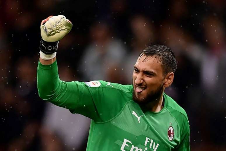 Goleiro é fã de CR7 (Foto: AFP)