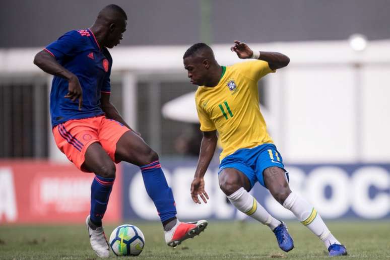 Vinicius Junior não conseguiu levar o Brasil à vitória contra a Colômbia (Foto: Reprodução/Twitter)