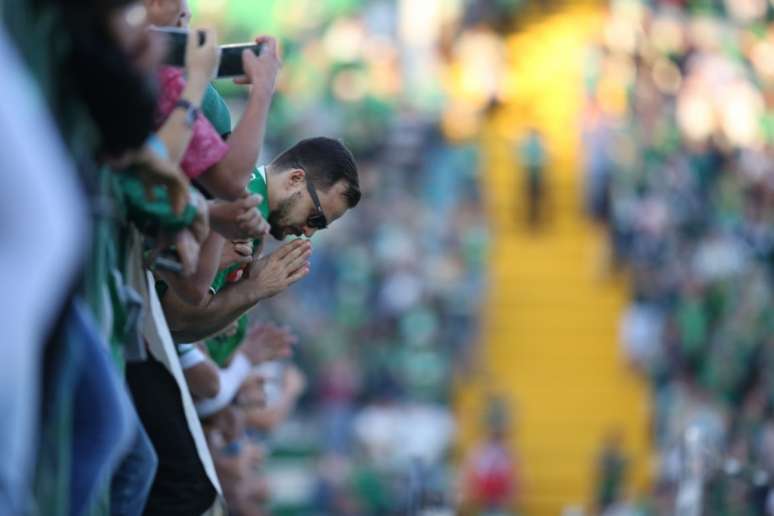 Torcida da Chapecoense compareceu em peso à Arena Condá em derr(Foto: Sirli Freitas/Chapecoense)