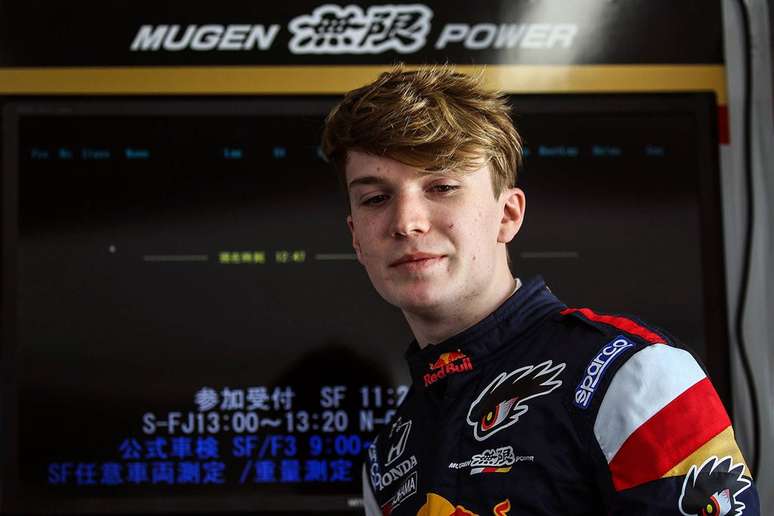 Ticktum vence corrida classificatória para GP de Macau