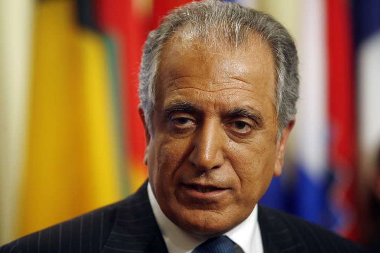 Enviado especial norte-americano, Zalmay Khalilzad, em Nova York 11/08/2008 REUTERS/Keith Bedford 