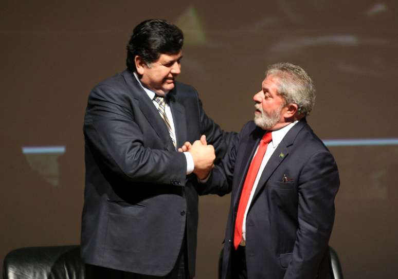 Ex-presidente do Peru, Alan Garcia Pérez, em encontro com o ex-presidente brasileiro Luiz Inácio Lula da Silva em São Paulo, na sede da Fiesp (Federação das Indústrias do Estado de São Paulo) em 18/09/2008