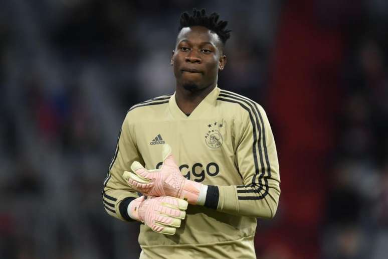 Goleiro é destaque no Ajax (Foto: AFP)