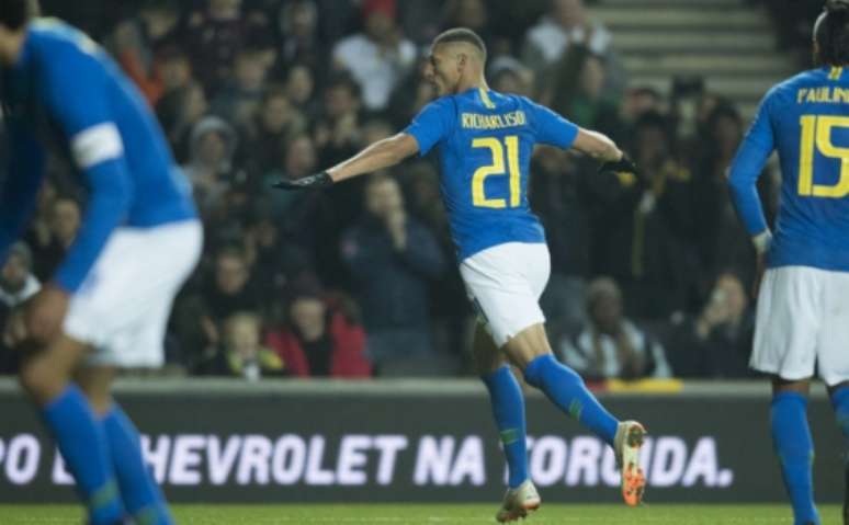 Camisa 21 fez o gol da vitória contra Camarões (Foto: Divulgação / CBF)