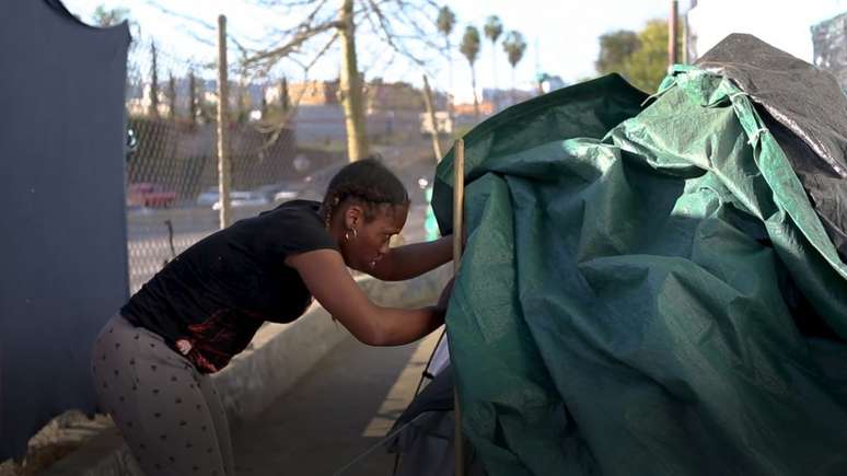 Programas de assistência concentrou moradores de rua e dependentes químicos na região