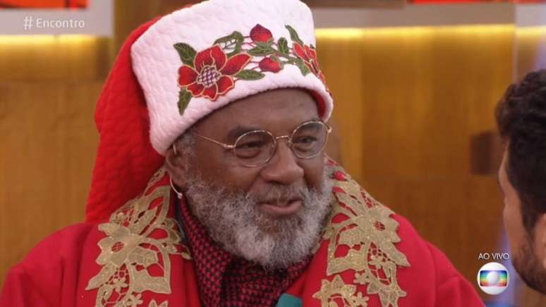 Papai Noel negro participa do Encontro com Fátima Bernardes.