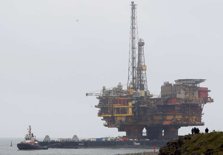 Plataforma de petróleo da Shell em Hartlepool, Reino Unido 02/05/2017 REUTERS/Darren Staples 