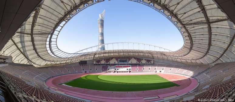 O Estádio Internacional Khalifa, localizado ao oeste de Doha, é o único estádio já pronto para a Copa do Mundo de 2022