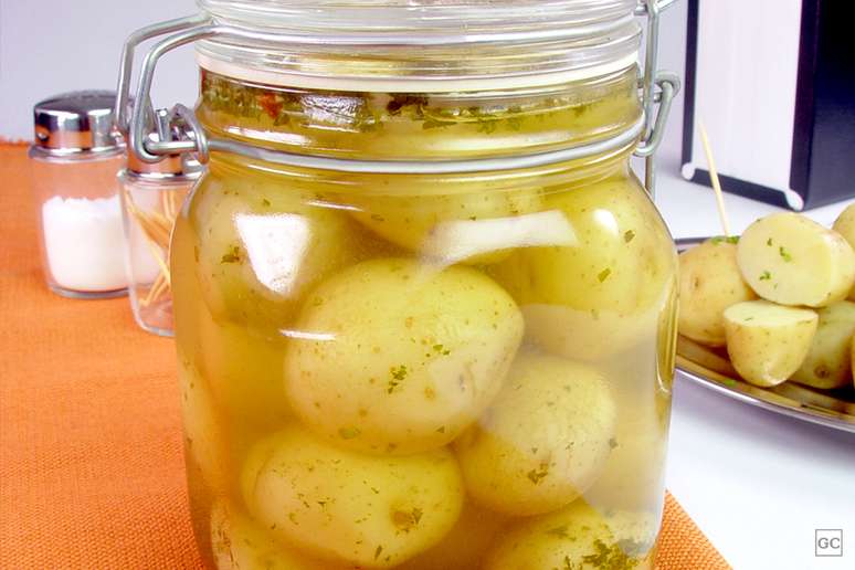 Batata bolinha em conserva