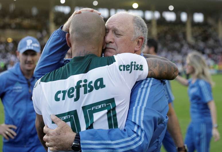 Felipe Melo e Felipão comemoram título do Palmeiras