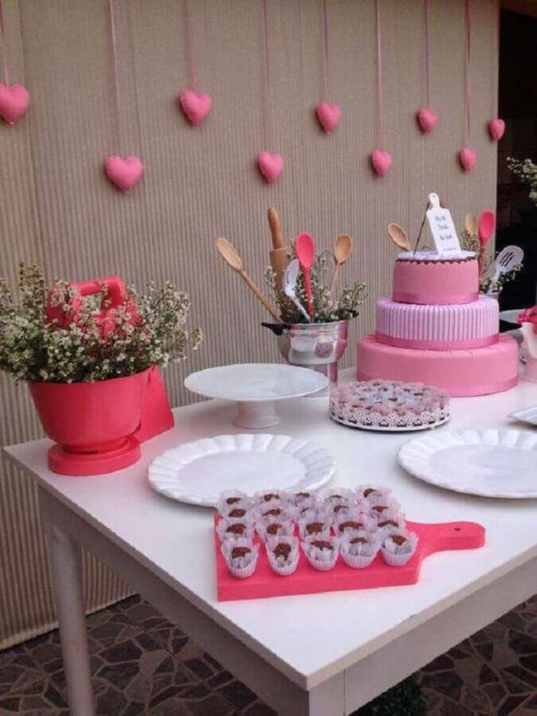 47. Decoração de mesa de chá de panela cor de rosa e branco