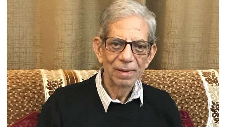 'Os sentinelas s&atilde;o um povo que ama a paz. Eles n&atilde;o buscam atacar as pessoas', diz T N Pandit