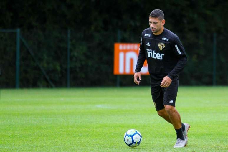 Diego Souza chegou no Tricolor no início da temporada e anotou 16 gols em 2018 (Foto: Marcello Fim/O Fotográfico/Lancepress!)